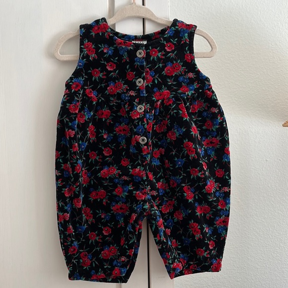 VINTAGE stunning baby Gap velvet floral romper jumpsuit - Picture 2 of 7